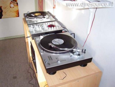 Our MEMBERS can Enlarge : Mein-Neues-Tunrntables-Reloop-