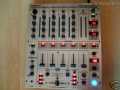 BEHRINGER DJX-700