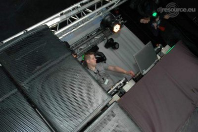 Our MEMBERS can Enlarge : Opendeurdag Dj shop