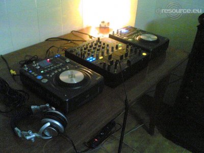 Our MEMBERS can Enlarge : Consolle Dj Federix 1