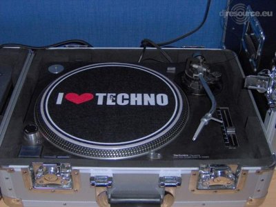Our MEMBERS can Enlarge : Technics SL1210MK2