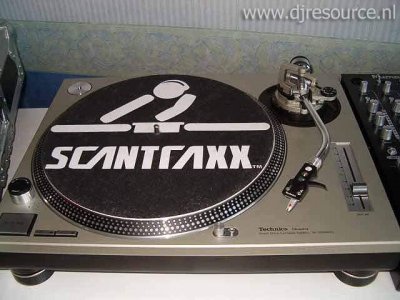 Our MEMBERS can Enlarge : Technics 1200