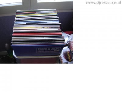 Our MEMBERS can Enlarge : Volle platen koffer
