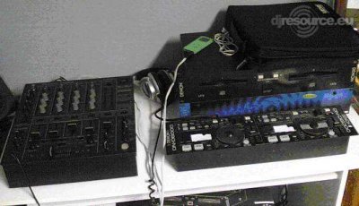 Booth: Dj-Ft-Booth