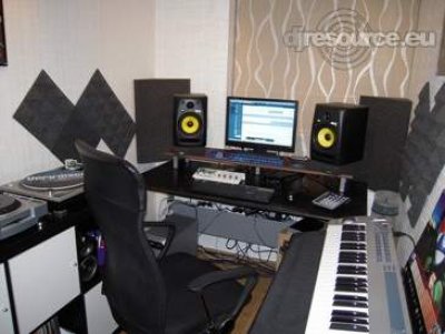 Our MEMBERS can Enlarge : Studio
