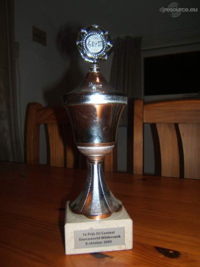 Our MEMBERS can Enlarge : Dj-Contest-Beker