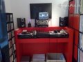 Intricate-s-DJ-Booth