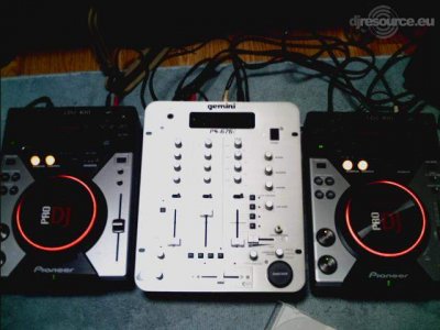 Booth: pro-dj