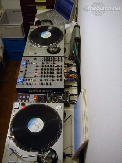 Enlarge : djstp Enlarge : djstp