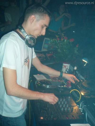 Our MEMBERS can Enlarge : DJ CUE-BA