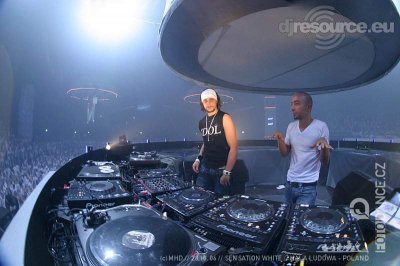Our MEMBERS can Enlarge : Sensation White - Poland 2006