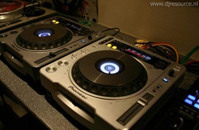Our MEMBERS can Enlarge : Pioneer CDJ-800 and CDJ-800MK2 Our MEMBERS can Enlarge : Pioneer CDJ-800 and CDJ-800MK2