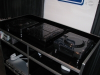 LimbGirdle-s-DJ-Booth-Aug-10