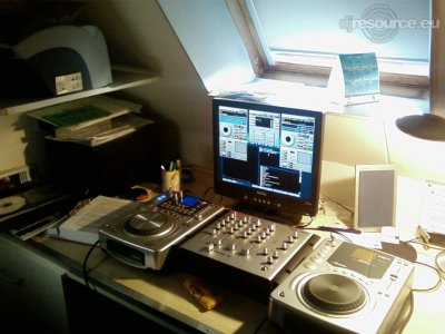 Booth: dj-booth-met-pc