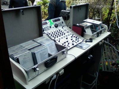 Our MEMBERS can Enlarge : dj-lungo's dj-booth