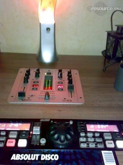 Our MEMBERS can Enlarge : MARTINI's DJ-Booth
