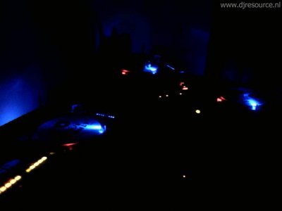 Our MEMBERS can Enlarge : DJ-Set