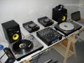 Manu-San-s-DJ-Booth