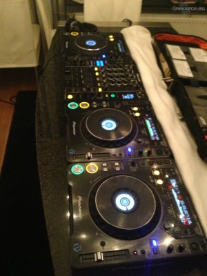 Show this booth : MaximDJ's DJ -Booth Mar'13