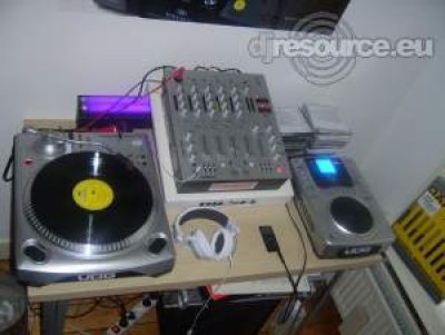 Enlarge : My-DJ-booth