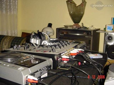 Enlarge : DJ MiNaBiL