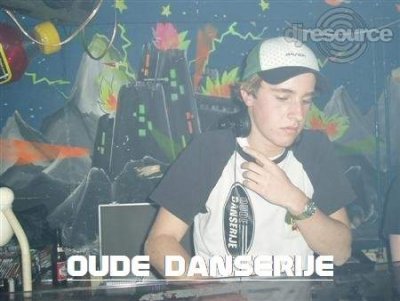 Our MEMBERS can Enlarge : Michiel Draaien Oude Danserije