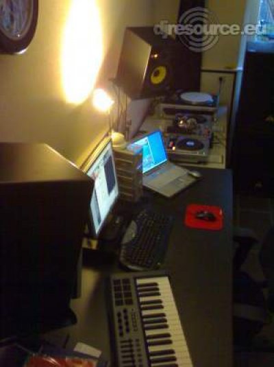 Our MEMBERS can Enlarge : MoXeGy's-Studio-3