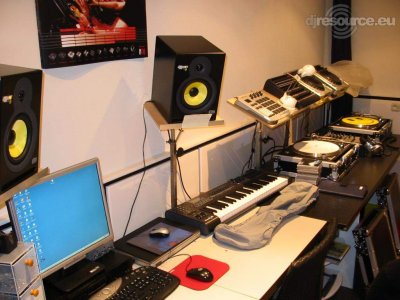 Booth: Update MoXeGy Kamer
