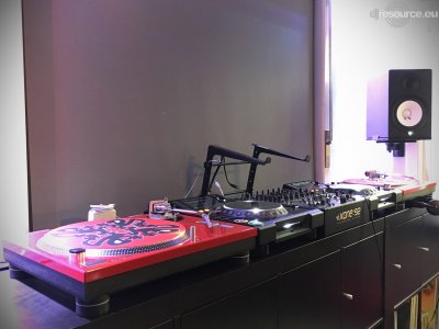 Show this booth : Nazdrovje DJ -Booth Nov'16