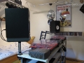 Dj-Booth-in-ruststand