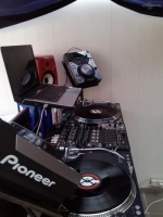 Nood-s-DJ-Booth-Apr-12