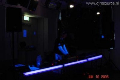 Our MEMBERS can Enlarge : Blacklight action