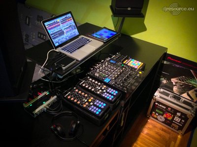 Show this booth : PKraundler's DJ -Booth Jul'13
