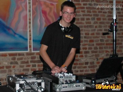 Our MEMBERS can Enlarge : Feest DJ Patriek