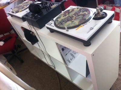 Enlarge : Newest DJ Booth May'12