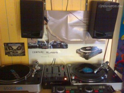 Enlarge : Primera dj-booth