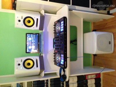 Booth: Princenroll's DJ -Booth Jan'13