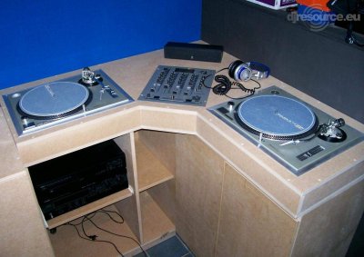 Booth: Meubel1