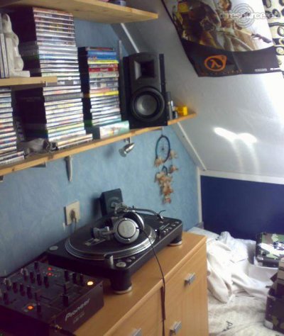 Booth: Speakers