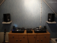 Pullz-s-DJ-Booth-Oct-10