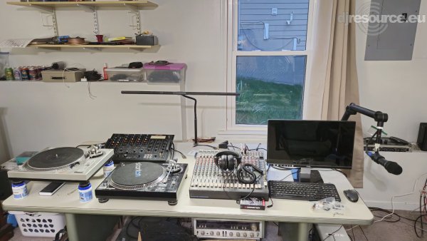 Enlarge : Phat Beats Radio Studio