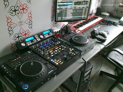 Show this booth : Rilano's DJ Booth Sep'11
