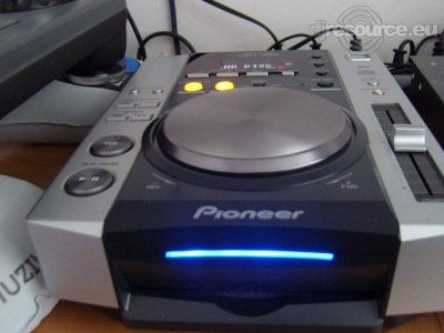 Our MEMBERS can Enlarge : CDJ-200