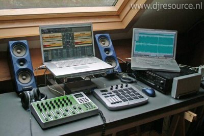 Enlarge : digital set