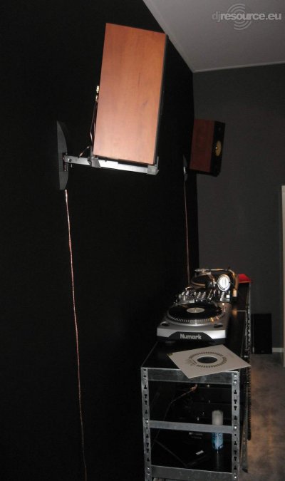 Booth: DJVerde's Booth v2.0