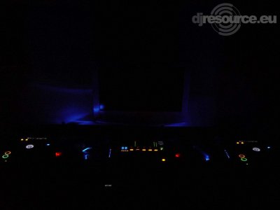 Our MEMBERS can Enlarge : DJ-Booth-@-Night