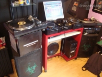 TH3llC-s-DJ-Booth-Feb-11