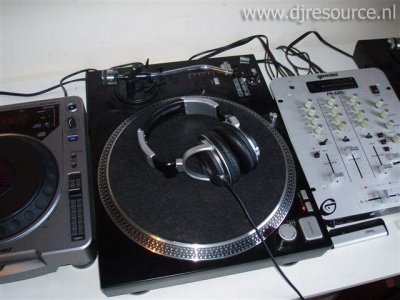 Our MEMBERS can Enlarge : DJ Boss Booth1