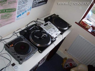 Our MEMBERS can Enlarge : DJ Boss Booth4