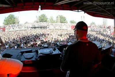 Our MEMBERS can Enlarge : Defqon.1